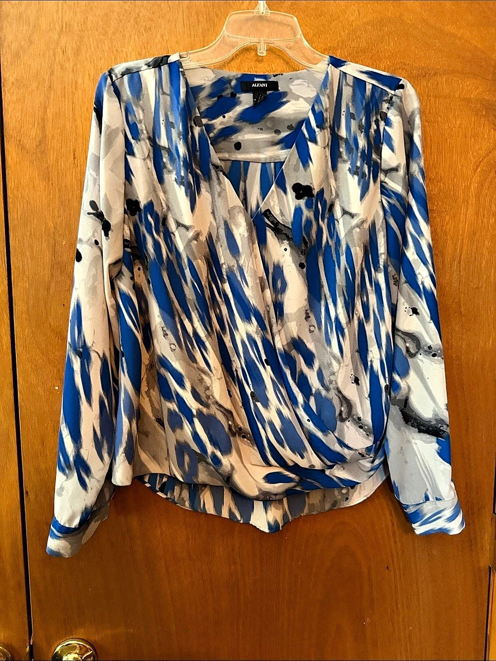 Alfani Abstract Print Blouse Blue & White Size 8